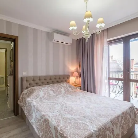 The Ego House At Vitoshka Street