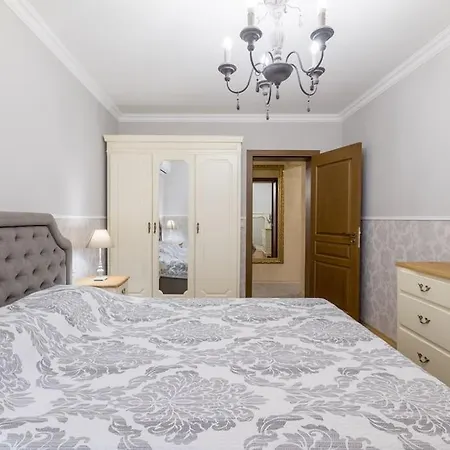 The Ego House At Vitoshka Street *