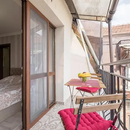 Daire The Ego House At Vitoshka Street